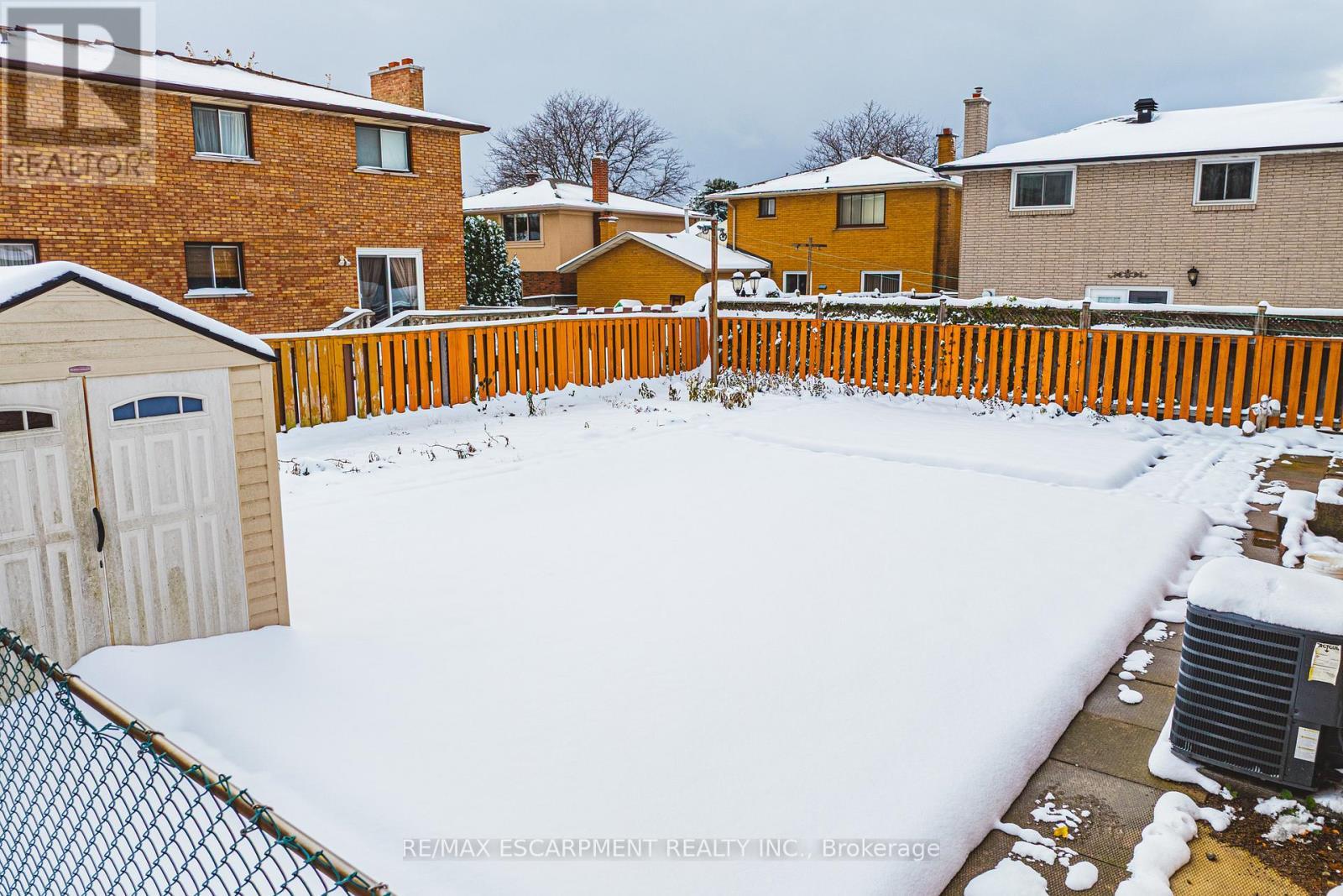19 Hadeland Avenue, Hamilton, ON - Outdoor With Exterior