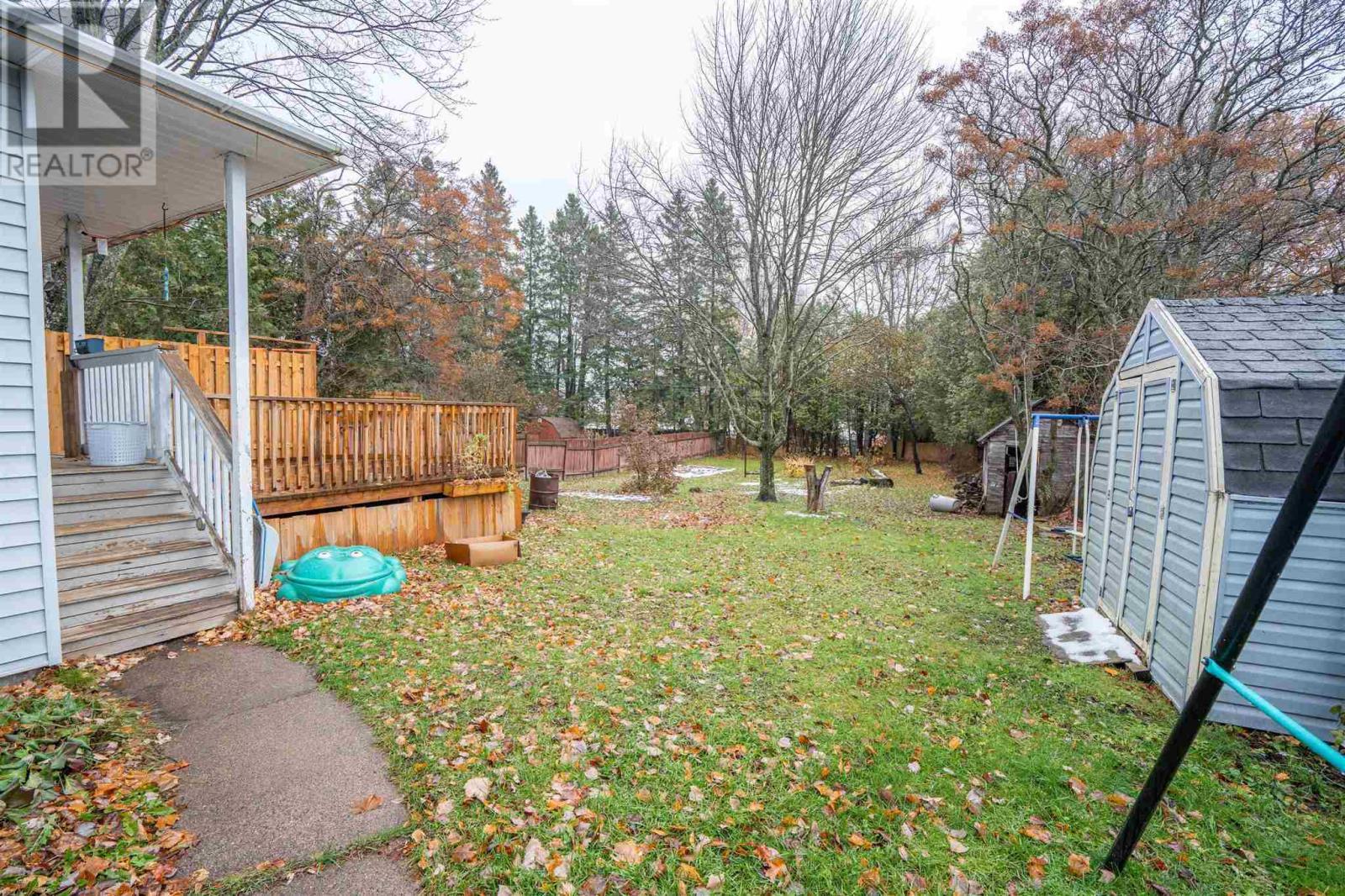 9 Market St, Sault Ste. Marie, ON - Outdoor