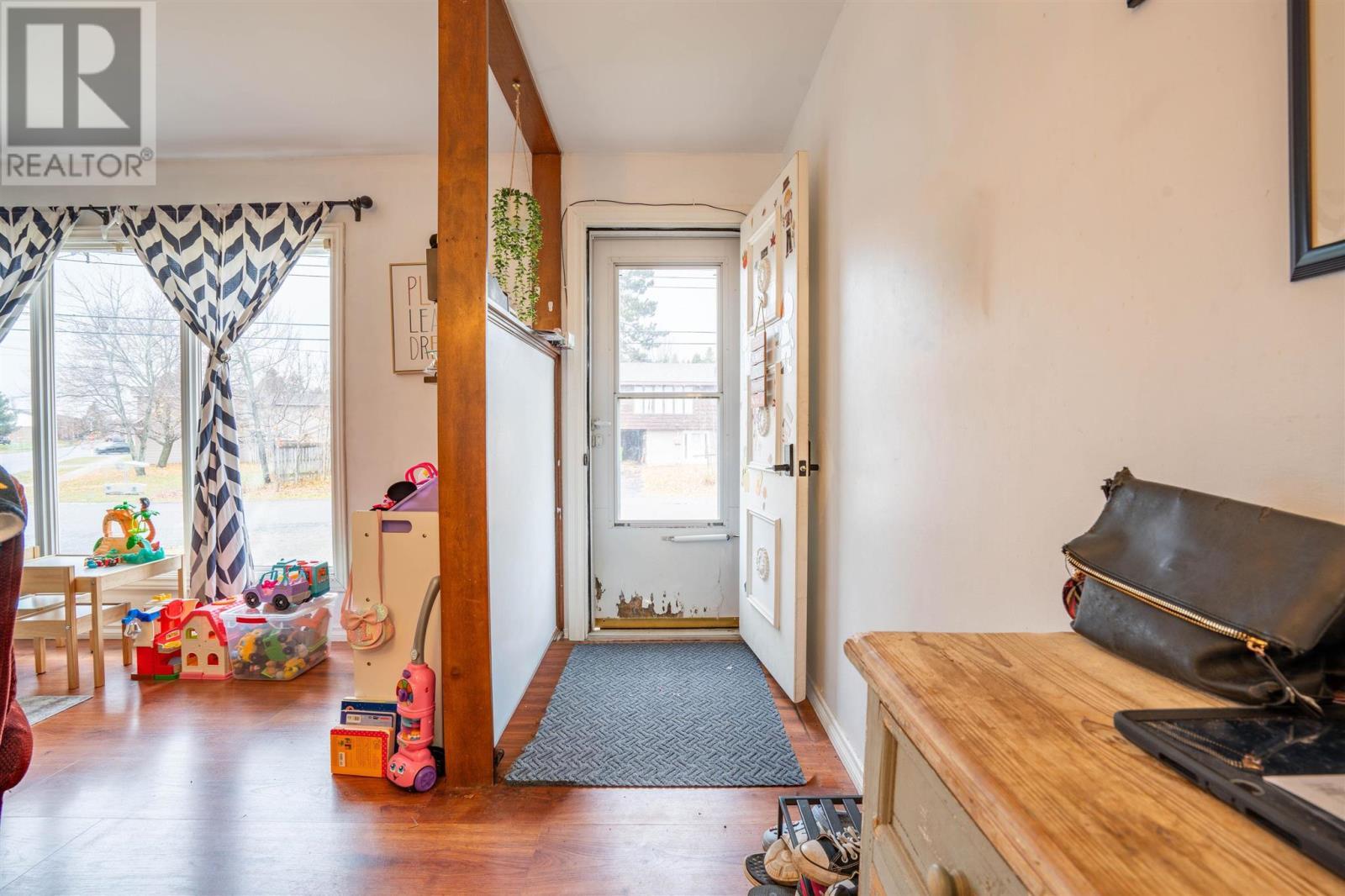 9 Market St, Sault Ste. Marie, ON - Indoor Photo Showing Other Room