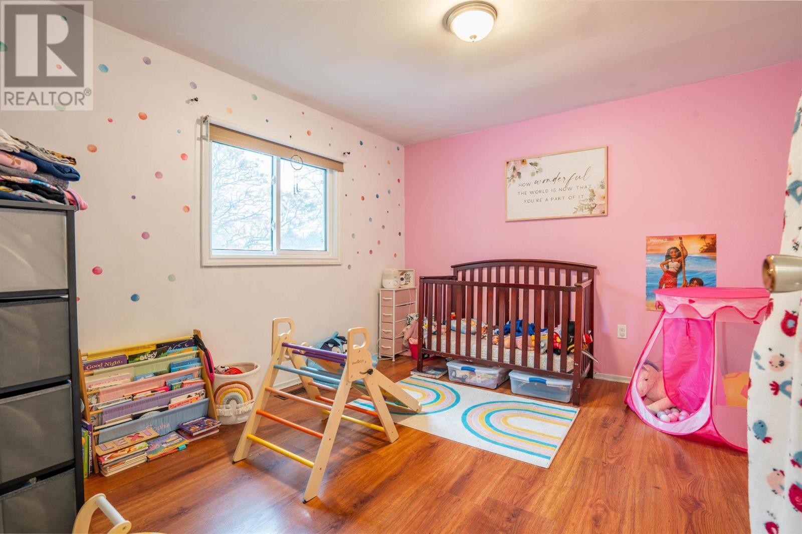 9 Market St, Sault Ste. Marie, ON - Indoor Photo Showing Bedroom