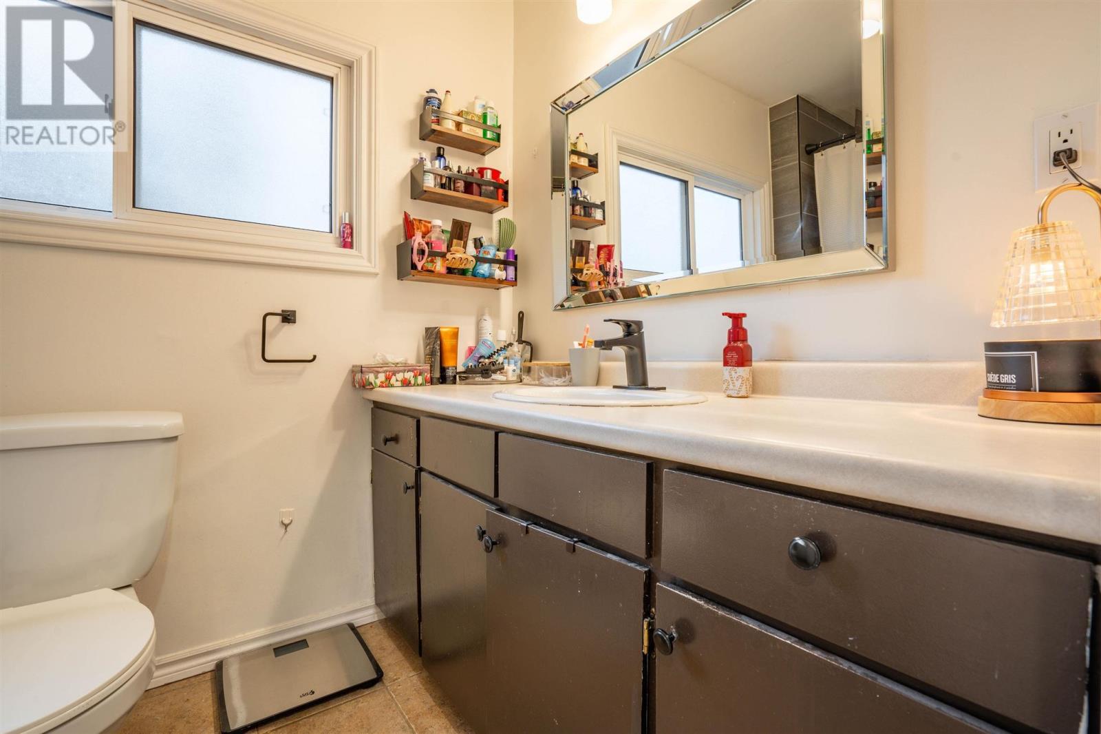 9 Market St, Sault Ste. Marie, ON - Indoor Photo Showing Bathroom