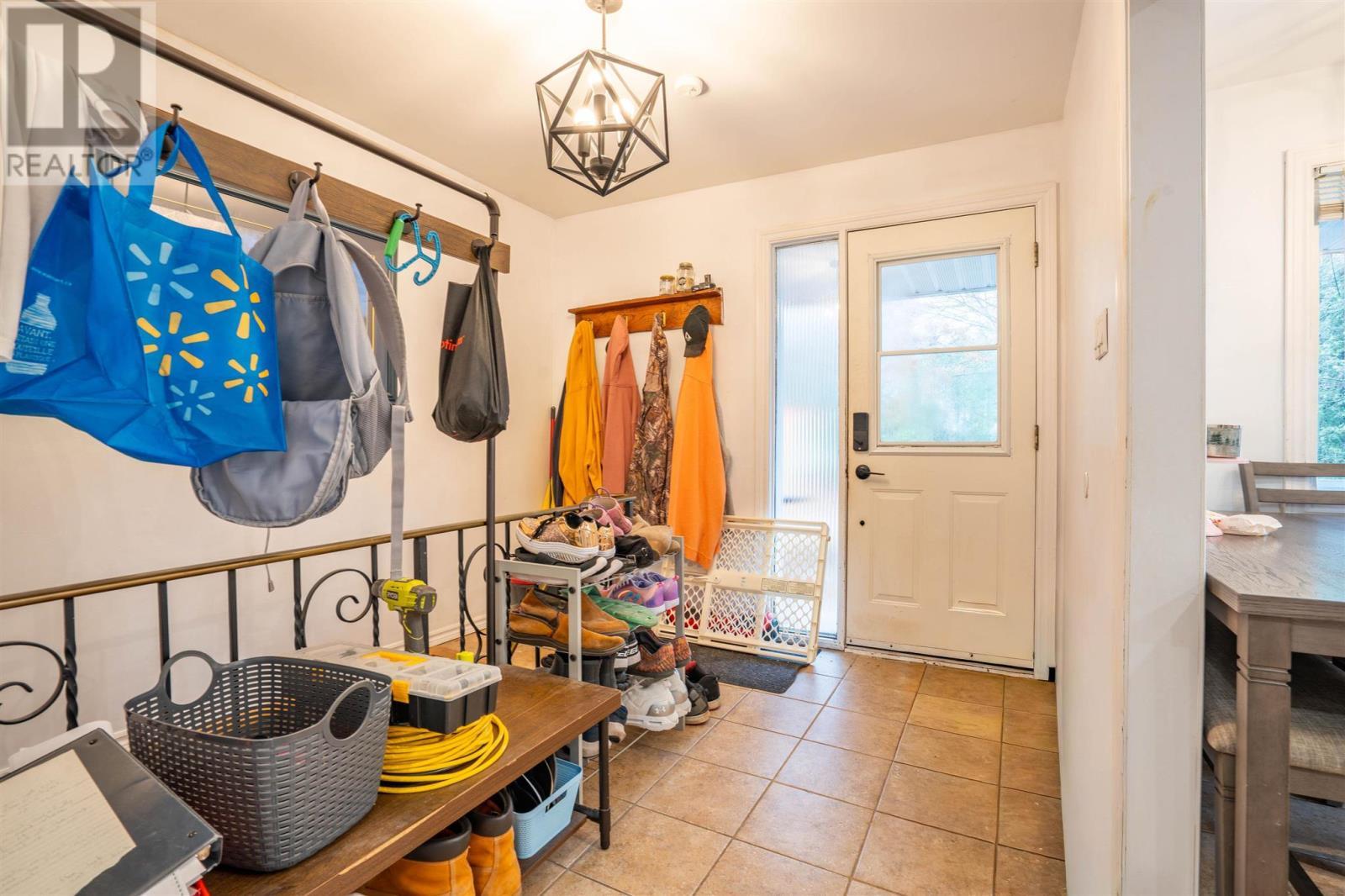 9 Market St, Sault Ste. Marie, ON - Indoor Photo Showing Other Room