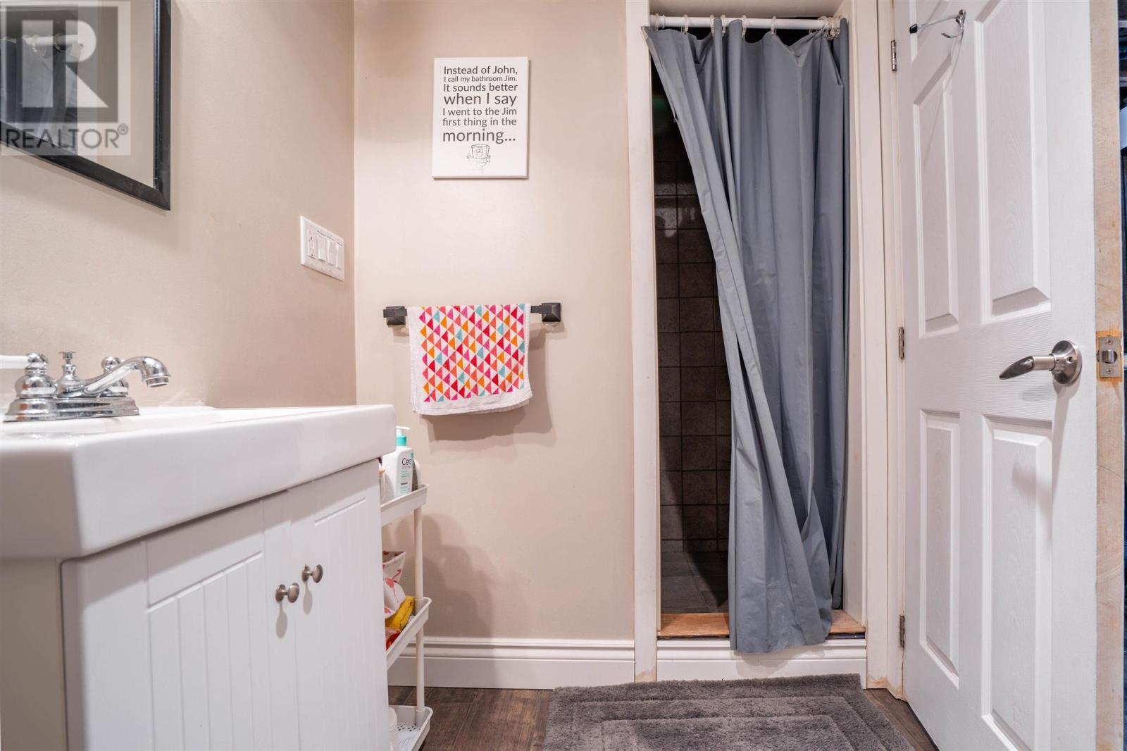 9 Market St, Sault Ste. Marie, ON - Indoor