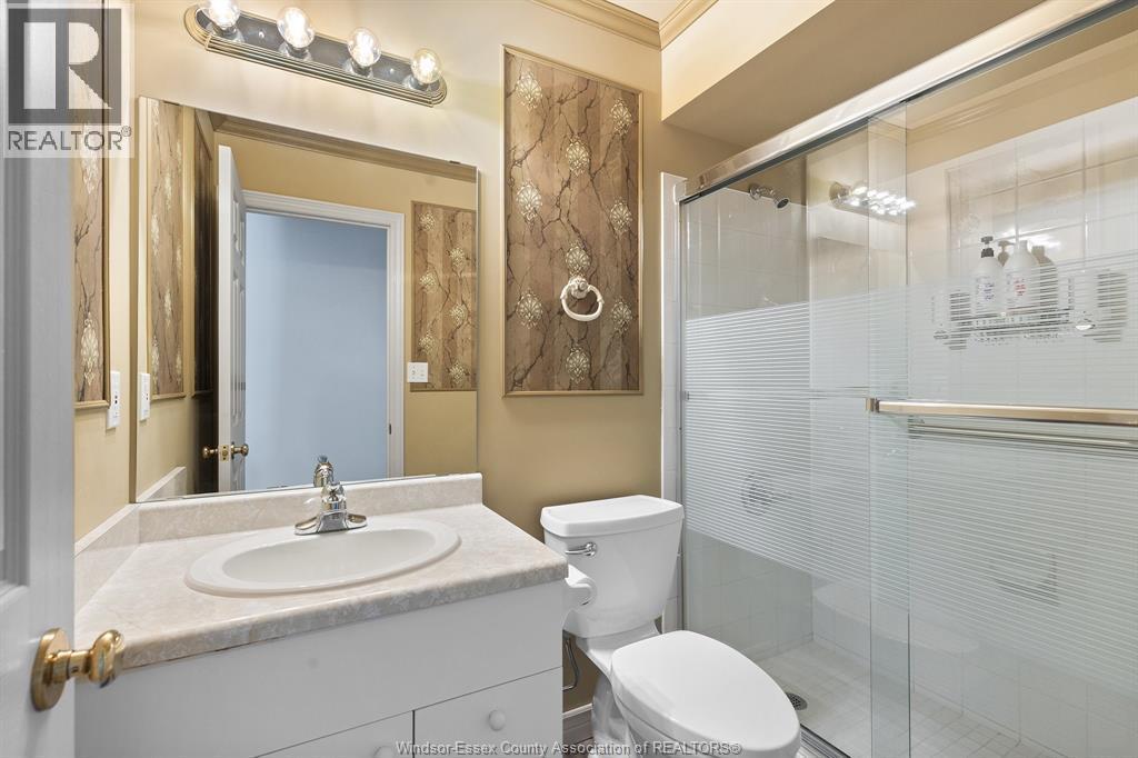 11429 Arvilla Street, Windsor, ON - Indoor Photo Showing Bathroom