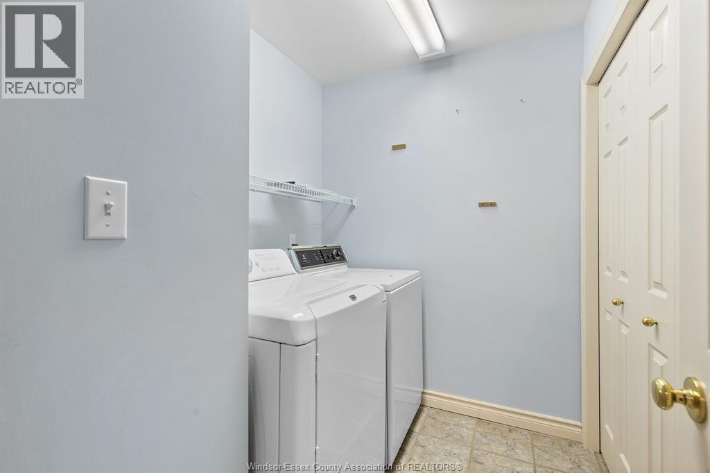 11429 Arvilla Street, Windsor, ON - Indoor Photo Showing Laundry Room