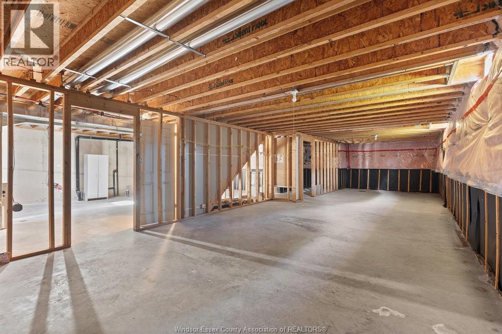 11429 Arvilla Street, Windsor, ON - Indoor Photo Showing Basement