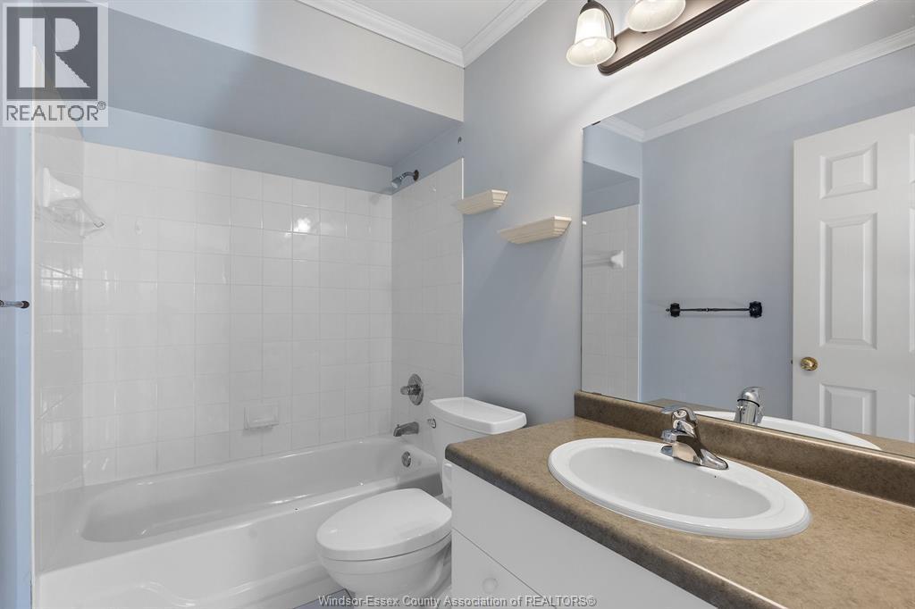 11429 Arvilla Street, Windsor, ON - Indoor Photo Showing Bathroom