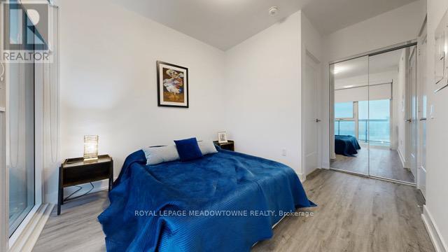 1439 - 20 Inn On The Park Drive, Toronto, ON - Indoor Photo Showing Bedroom