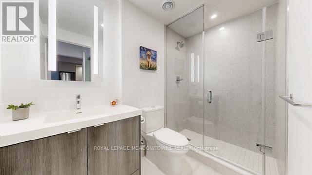 1439 - 20 Inn On The Park Drive, Toronto, ON - Indoor Photo Showing Bathroom