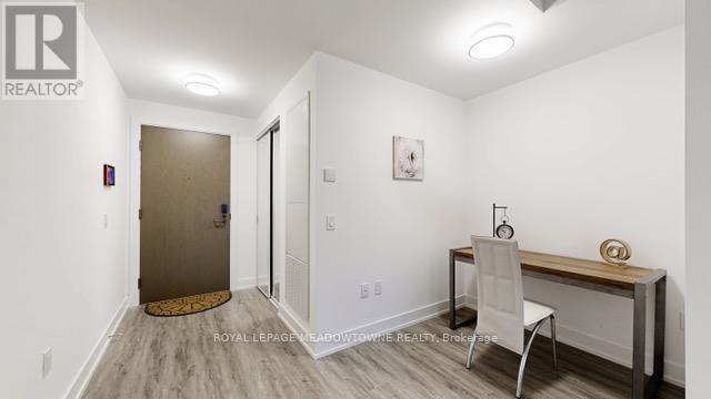 1439 - 20 Inn On The Park Drive, Toronto, ON - Indoor Photo Showing Other Room