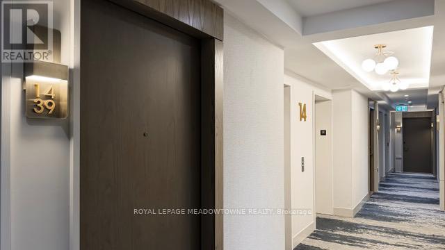 1439 - 20 Inn On The Park Drive, Toronto, ON - Indoor Photo Showing Other Room