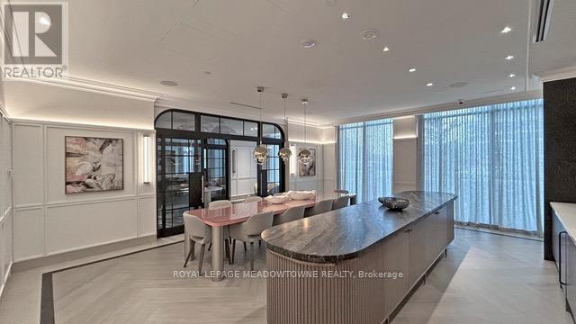 1439 - 20 Inn On The Park Drive, Toronto, ON - Indoor Photo Showing Dining Room