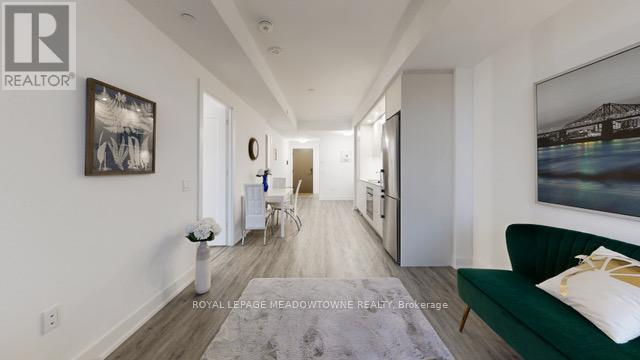 1439 - 20 Inn On The Park Drive, Toronto, ON - Indoor Photo Showing Other Room