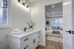 Ensuite - Alternate View -