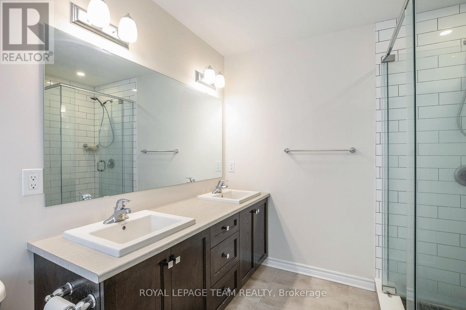 521 Kindred Crescent, North Grenville, ON - Indoor Photo Showing Bathroom
