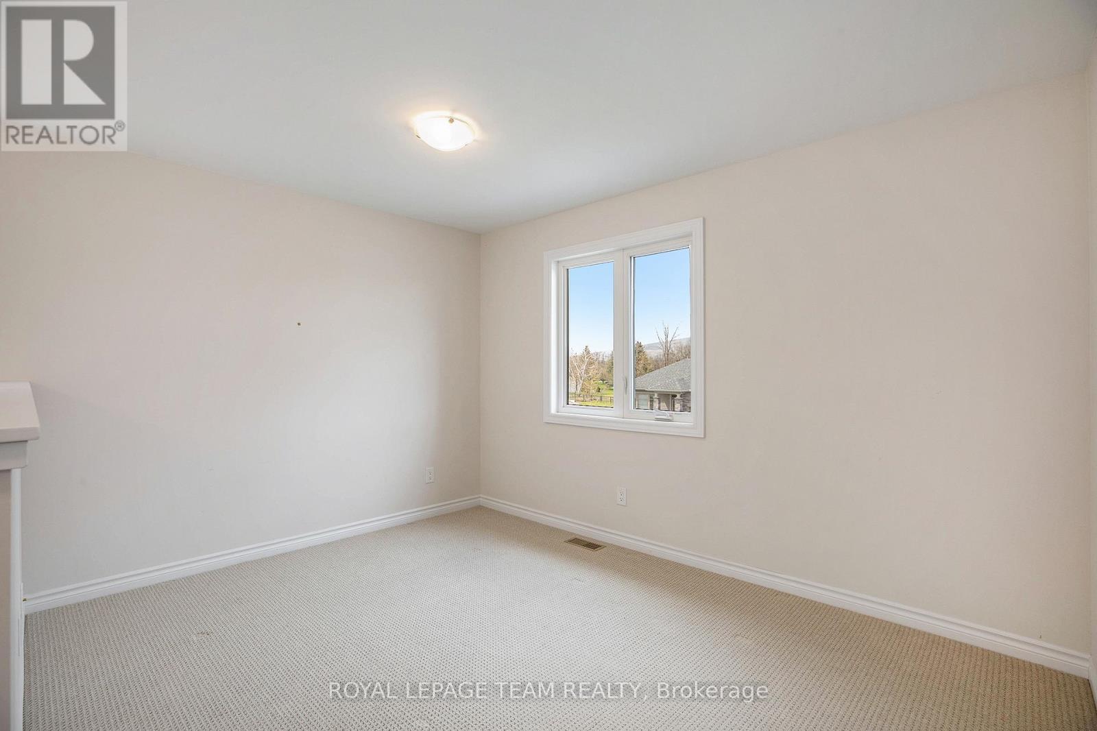 521 Kindred Crescent, North Grenville, ON - Indoor Photo Showing Other Room