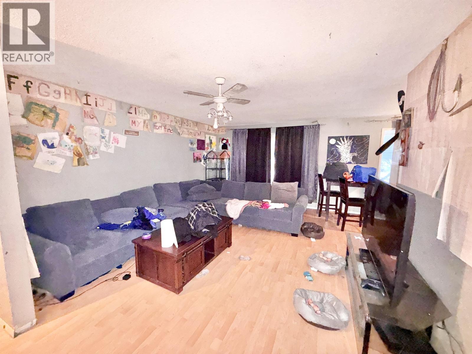 642 Kinchant Street, Quesnel, BC - Indoor