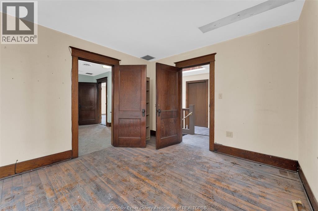 14 Division Street South, Kingsville, ON