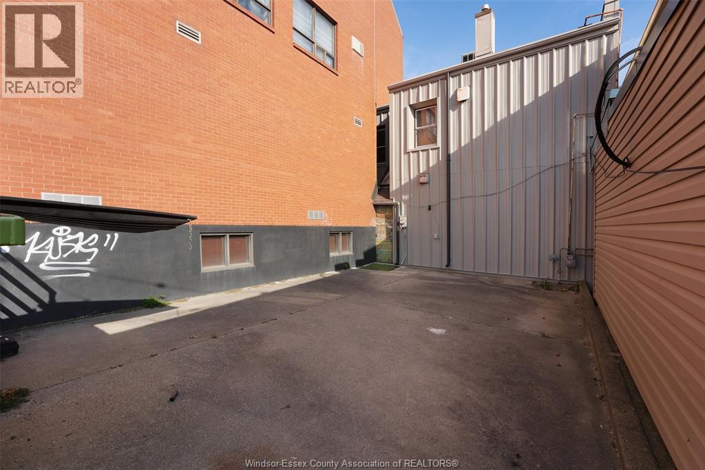 14 Division Street South, Kingsville, ON