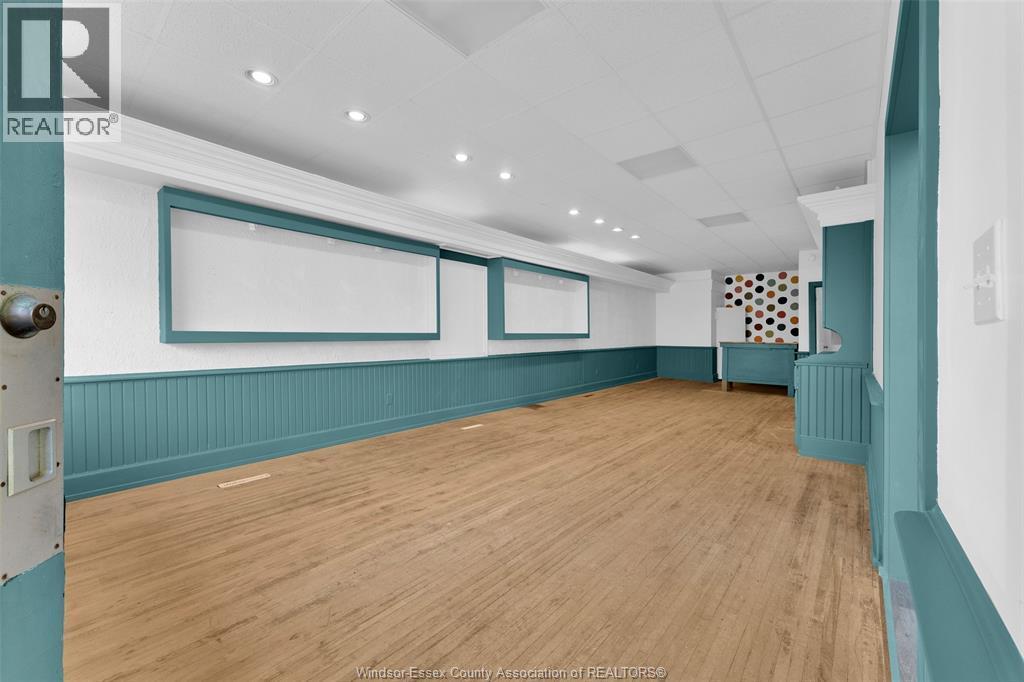 14 Division Street South, Kingsville, ON