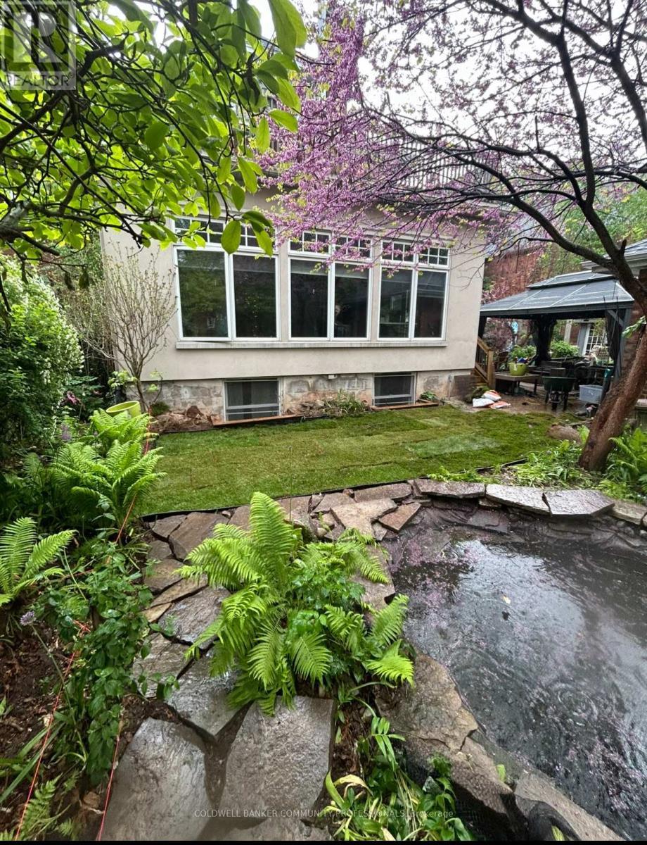 34 Holton Avenue S, Hamilton, ON - Outdoor