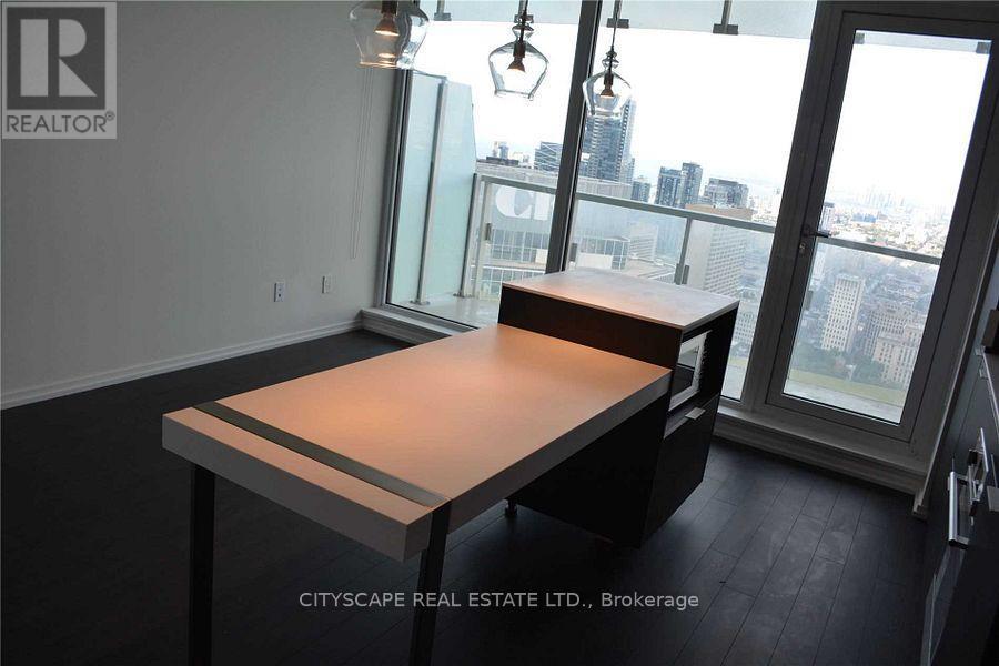 4810 - 197 Yonge Street, Toronto, ON -