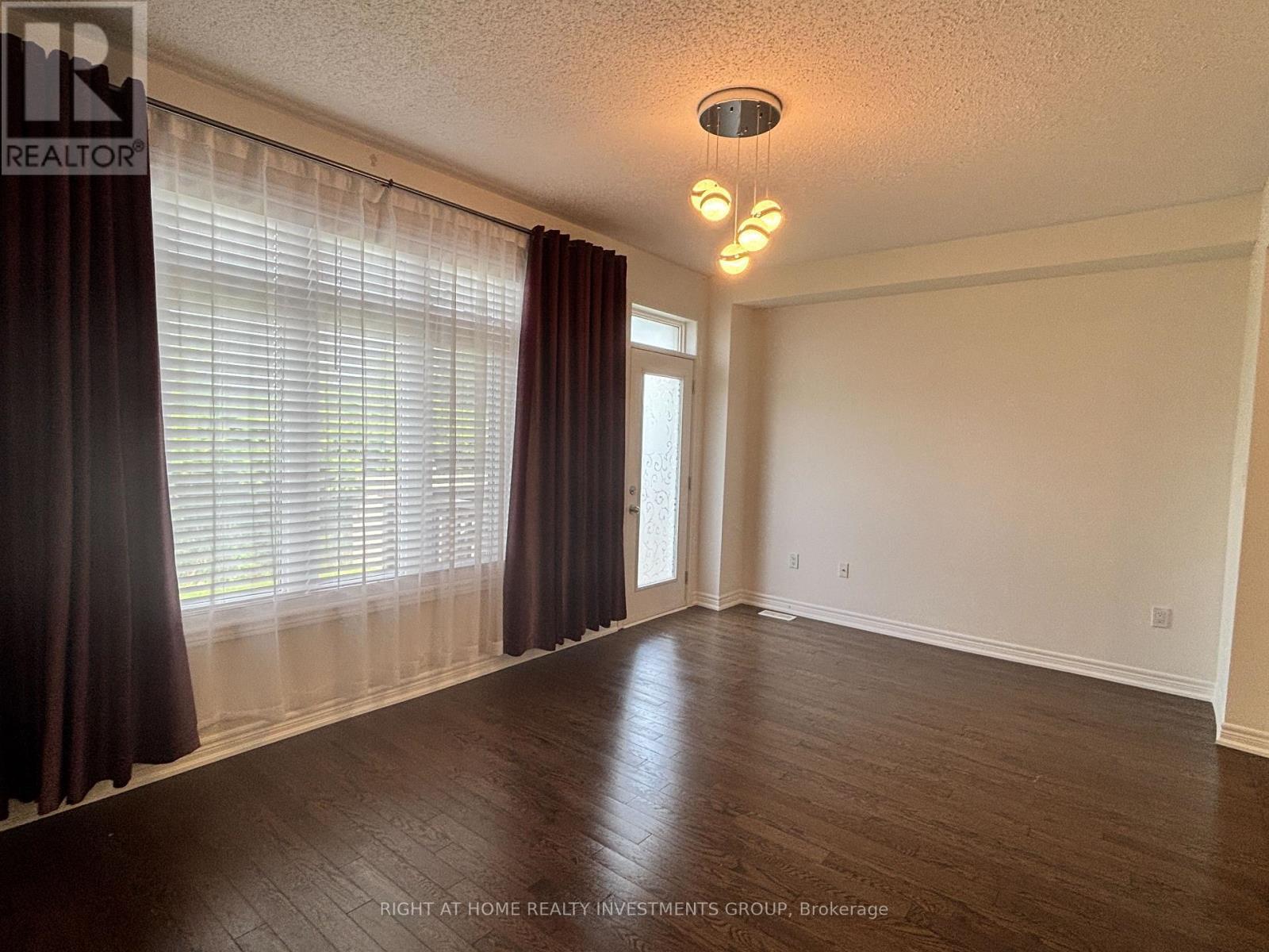 74 Beechborough Crescent, East Gwillimbury, ON - Indoor Photo Showing Other Room