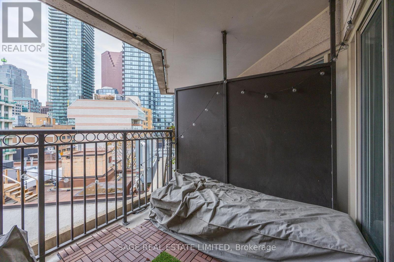 702 - 115 Richmond Street E, Toronto, ON - Indoor Photo Showing Bedroom