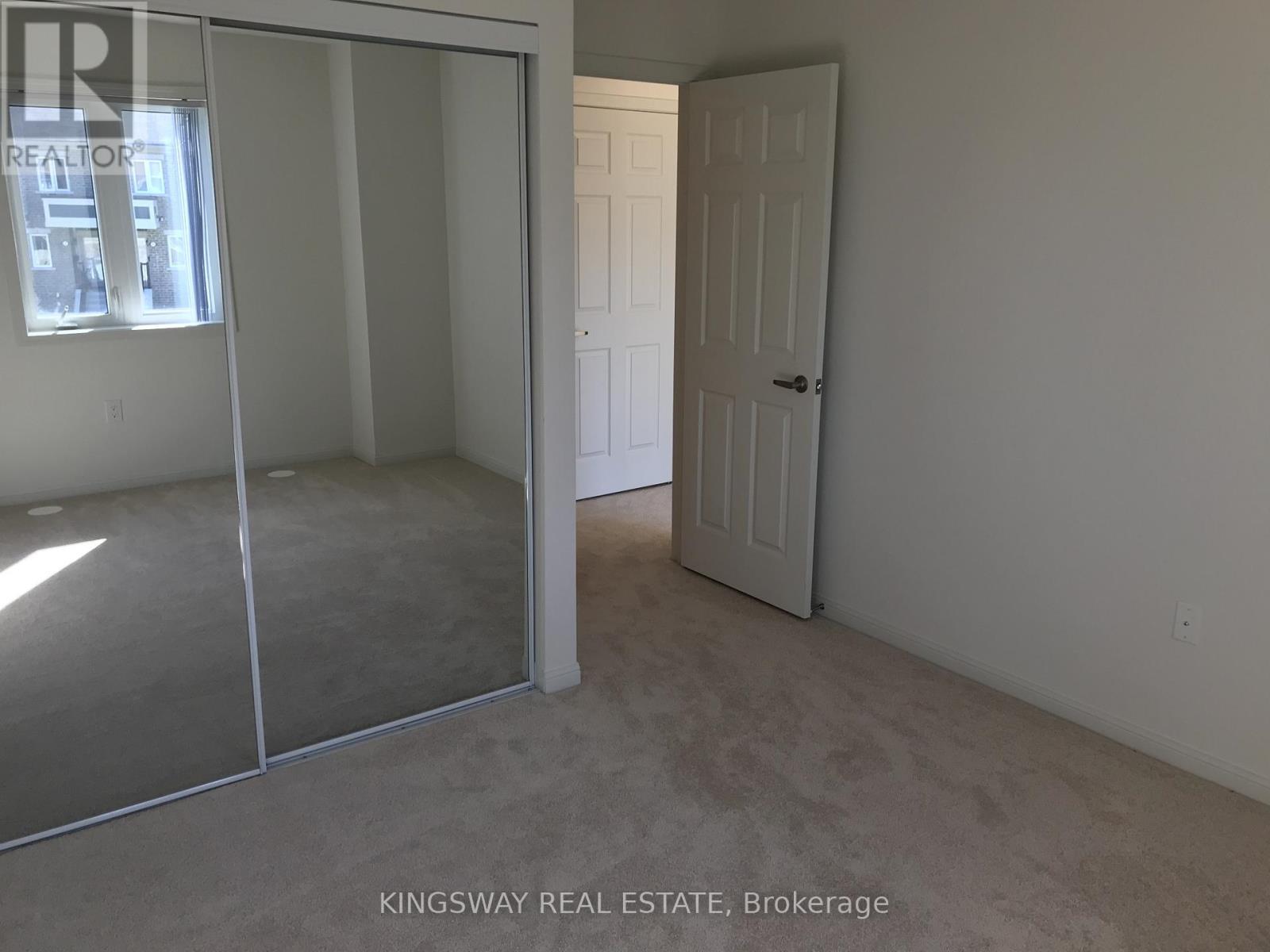 141 - 250 Sunny Meadow Boulevard, Brampton, ON - Indoor Photo Showing Other Room