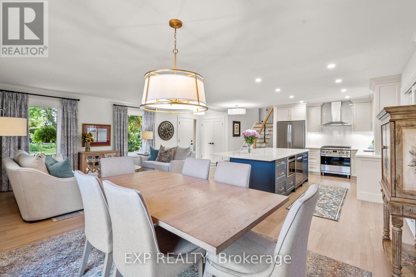 24 Riverview Drive, Scugog (Port Perry), ON - Indoor Photo Showing Dining Room