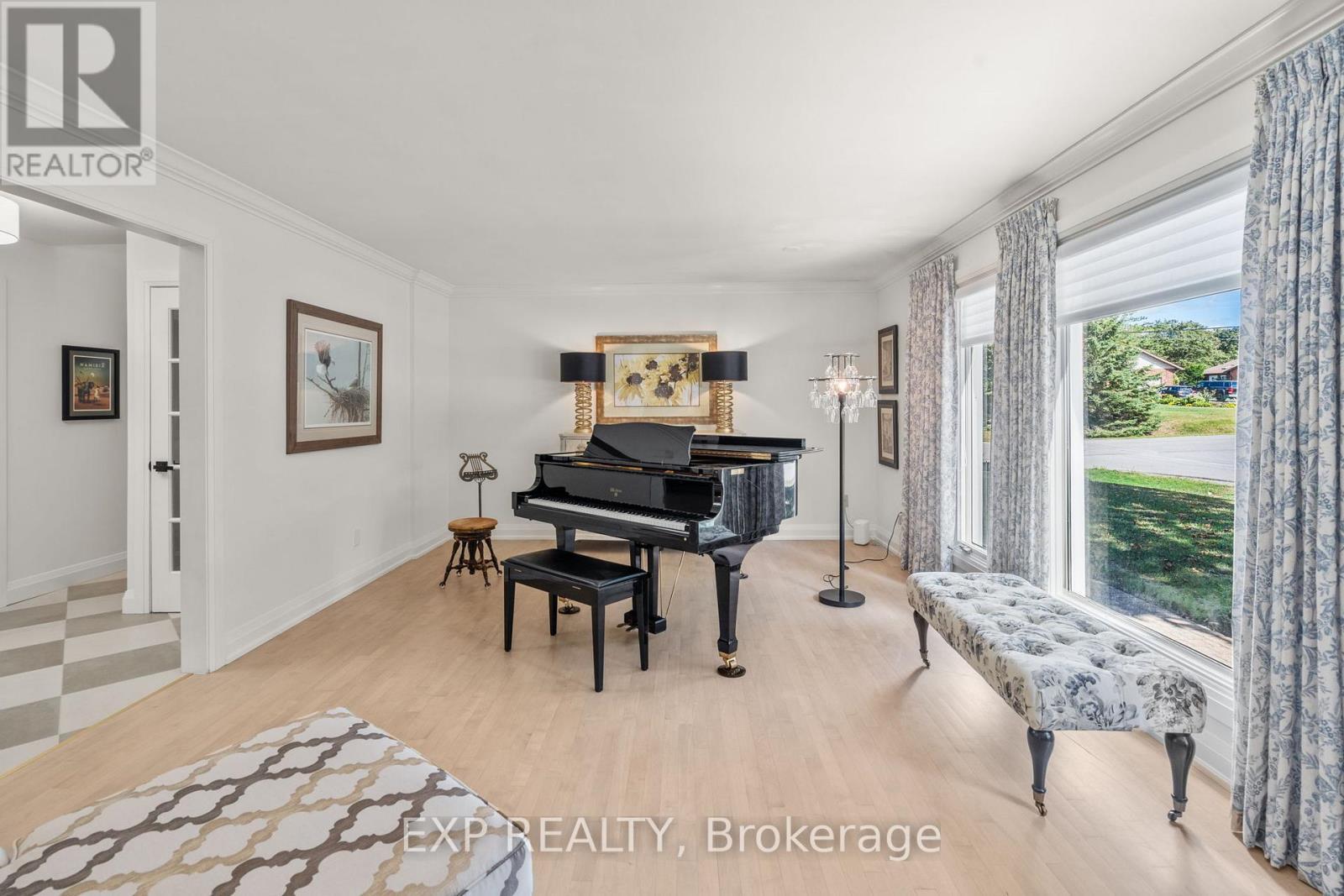 24 Riverview Drive, Scugog (Port Perry), ON - Indoor