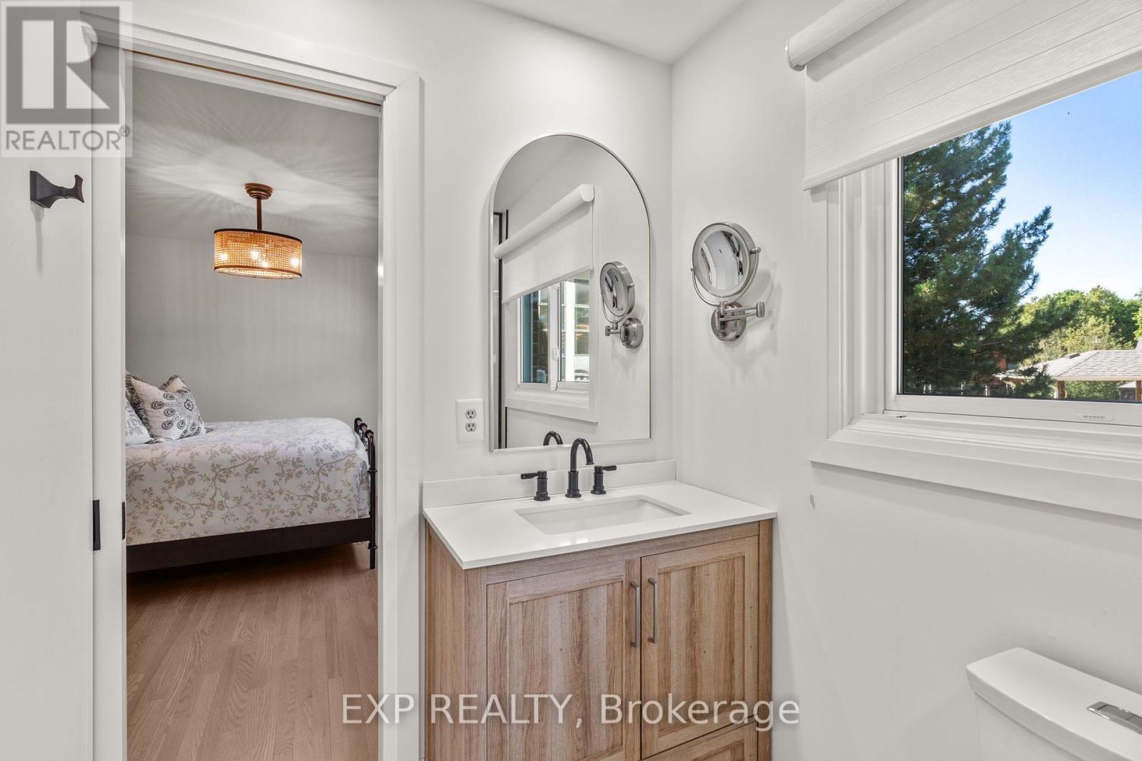 24 Riverview Drive, Scugog (Port Perry), ON - Indoor Photo Showing Bathroom