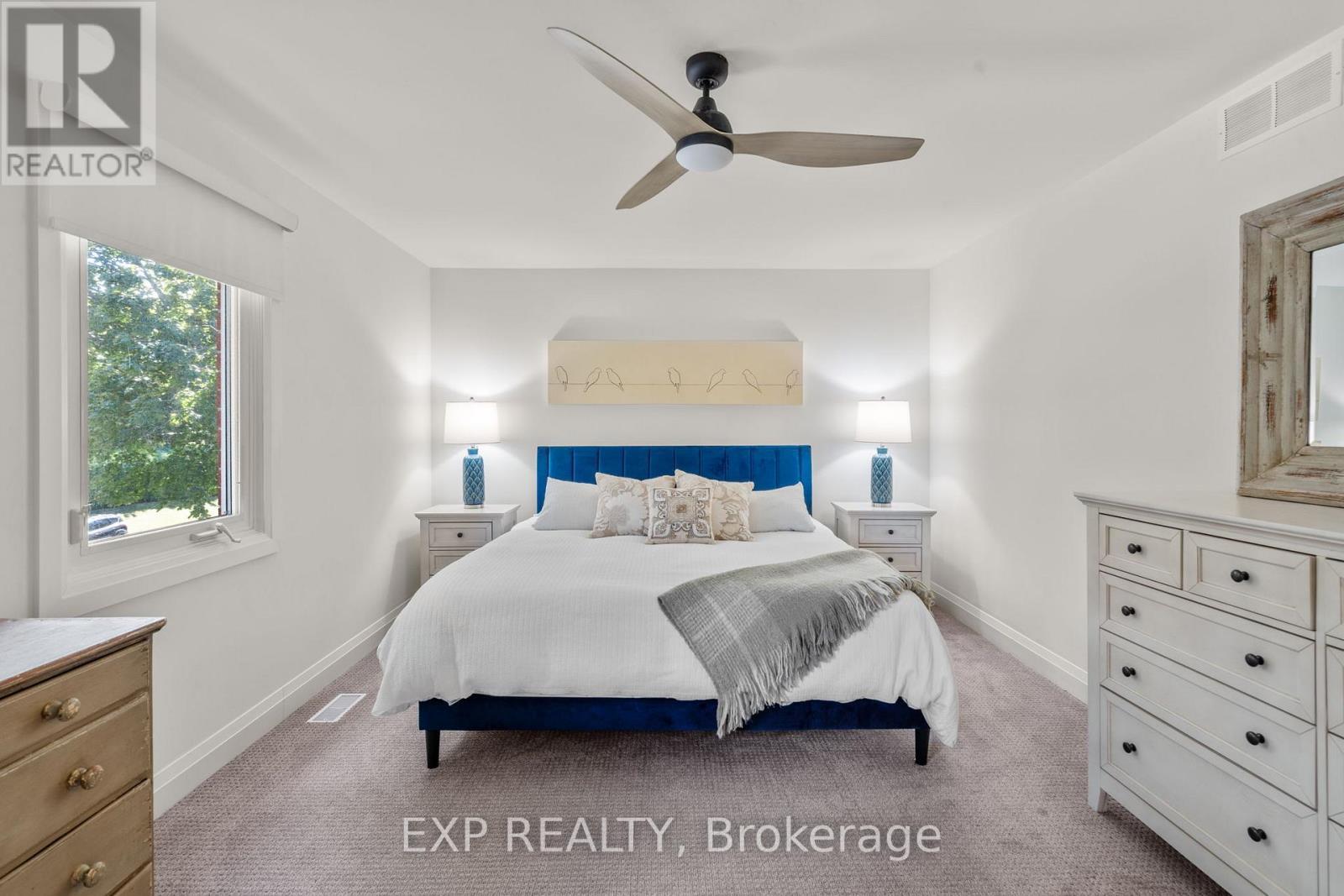 24 Riverview Drive, Scugog (Port Perry), ON - Indoor Photo Showing Bedroom