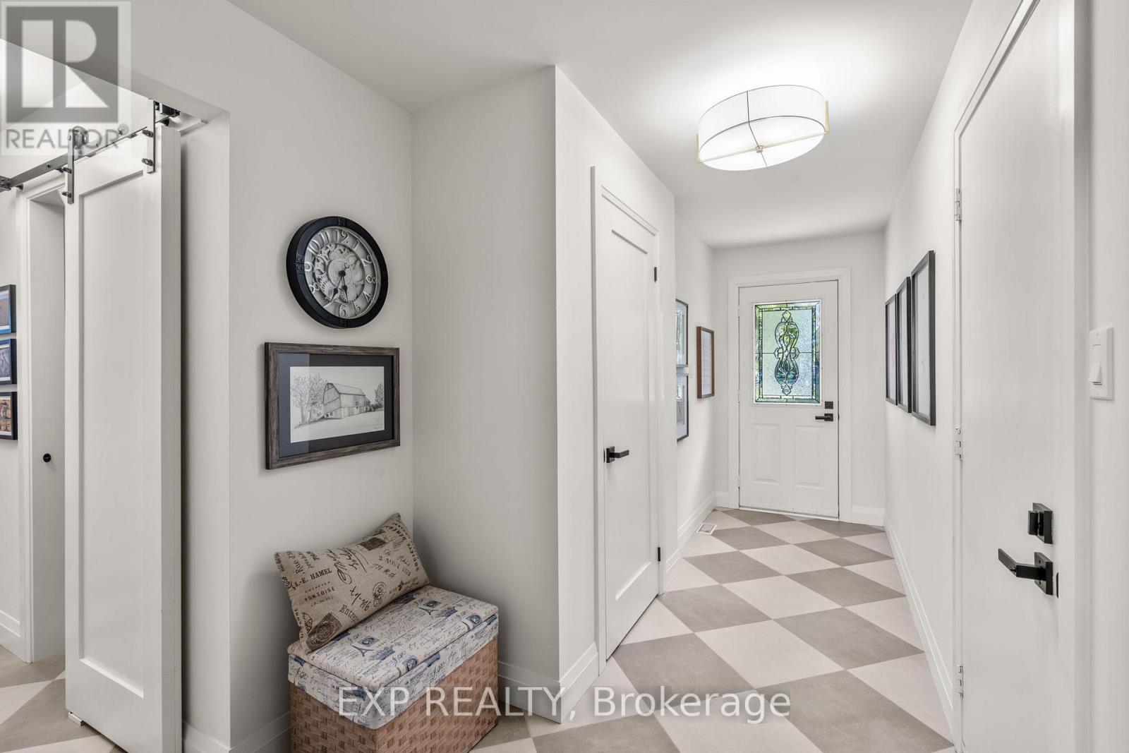 24 Riverview Drive, Scugog (Port Perry), ON - Indoor Photo Showing Other Room