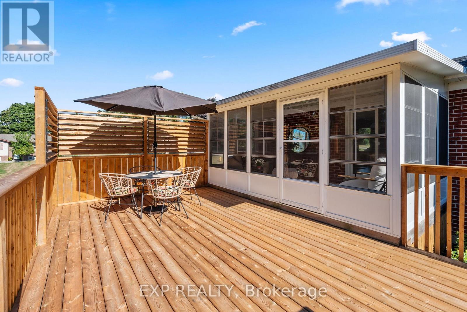 24 Riverview Drive, Scugog (Port Perry), ON - Outdoor With Deck Patio Veranda