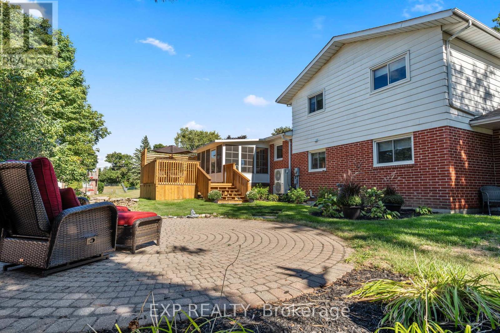 24 Riverview Drive, Scugog (Port Perry), ON - Outdoor