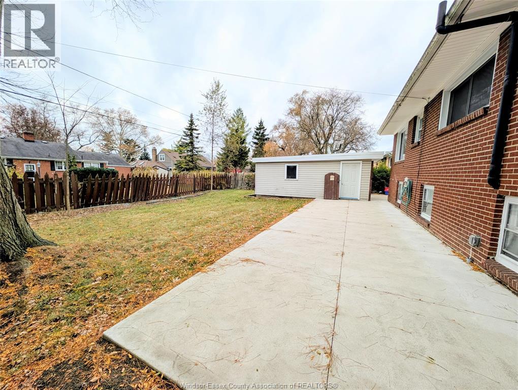 3495 Dougall, Windsor, ON - Outdoor