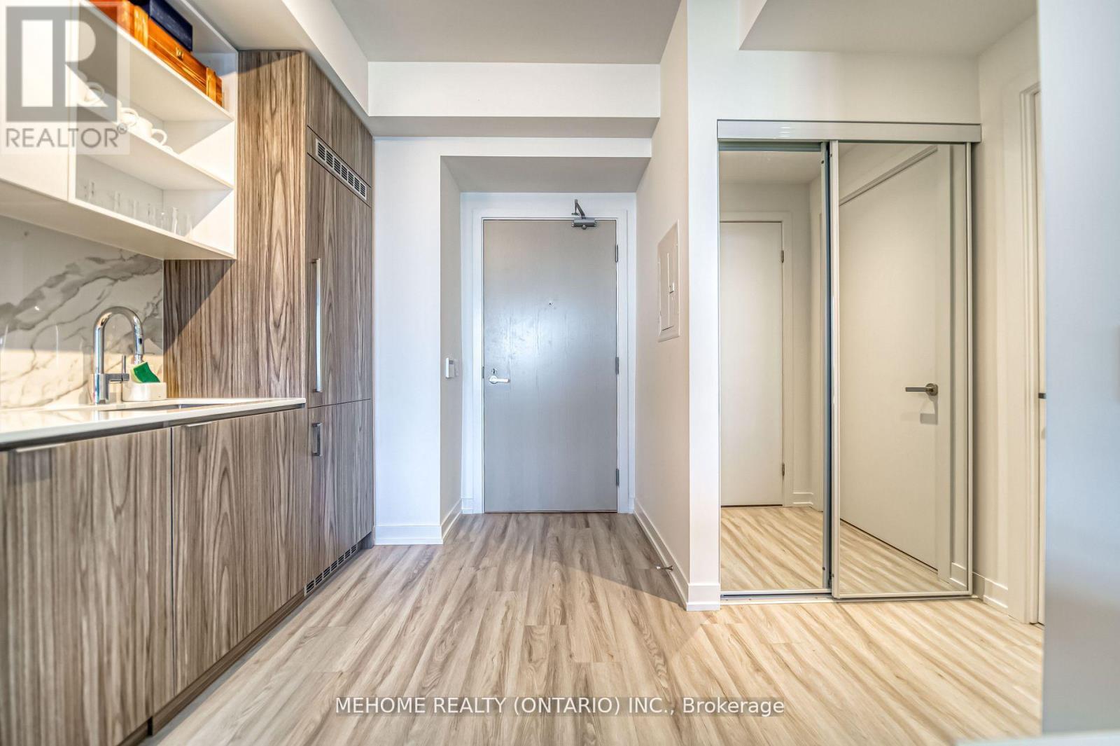 6806 - 55 Cooper Street, Toronto, ON - Indoor Photo Showing Other Room