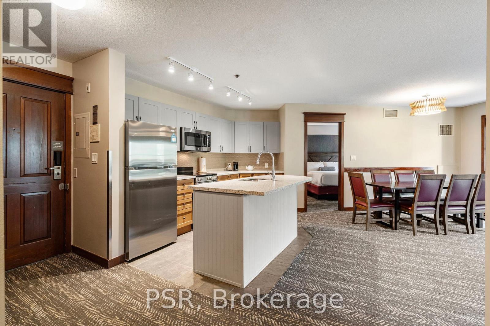 209 - 152 Jozo Weider Boulevard, Blue Mountains, ON - Indoor