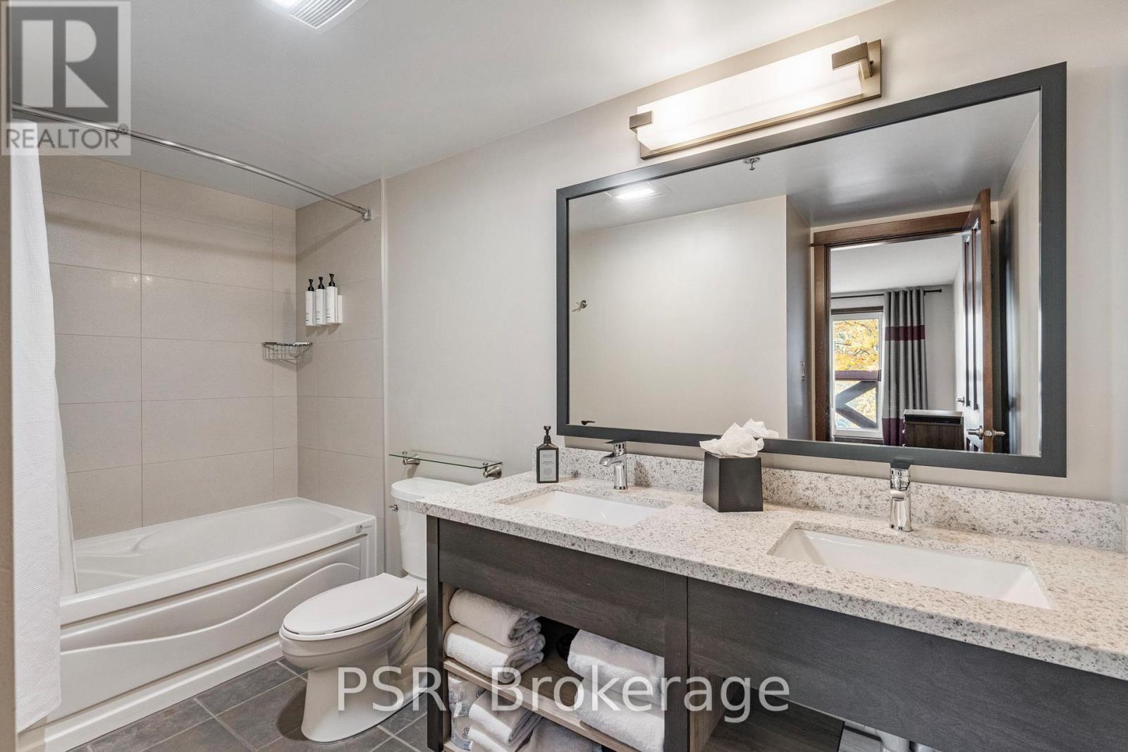 209 - 152 Jozo Weider Boulevard, Blue Mountains, ON - Indoor Photo Showing Bathroom