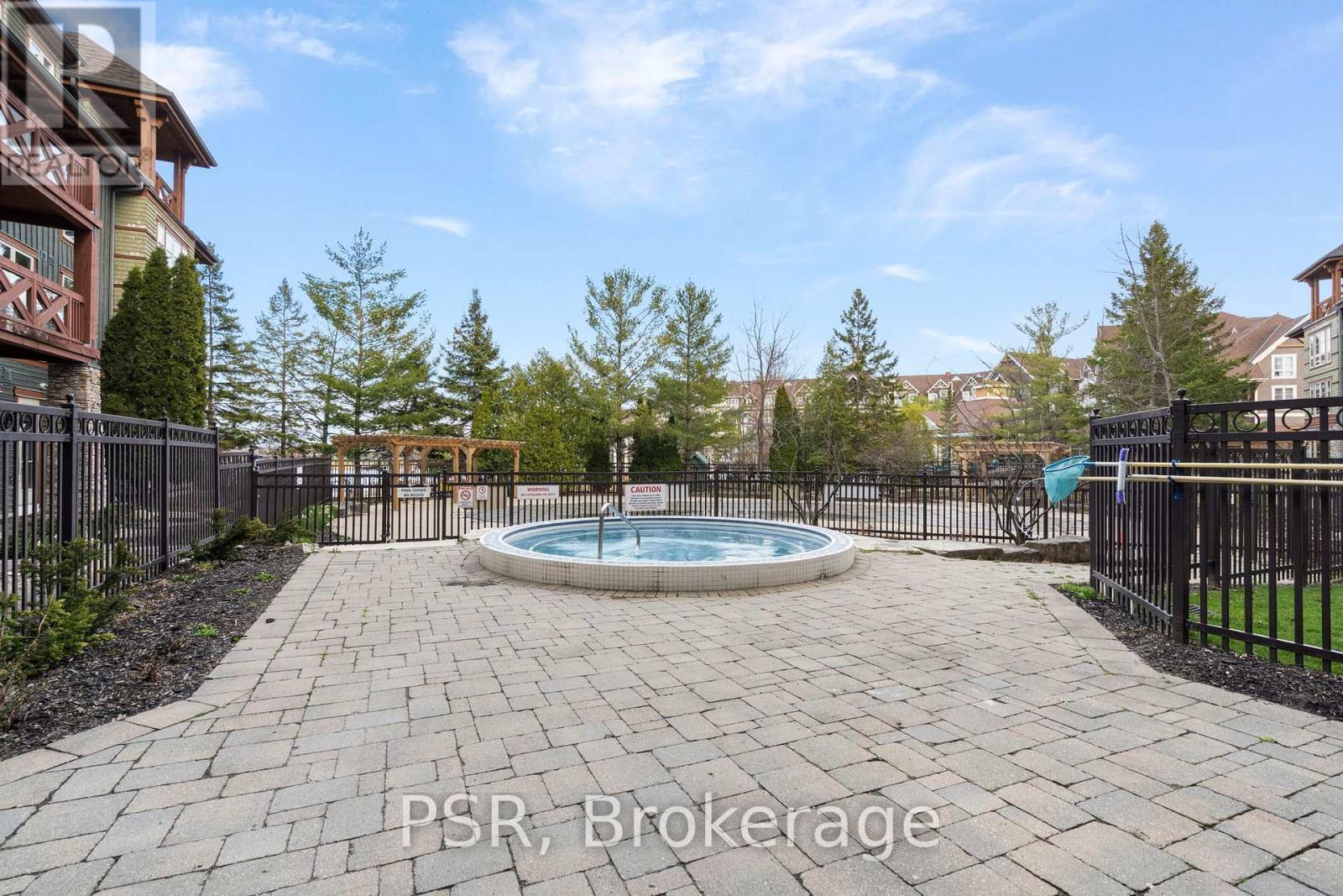 209 - 152 Jozo Weider Boulevard, Blue Mountains, ON - Outdoor