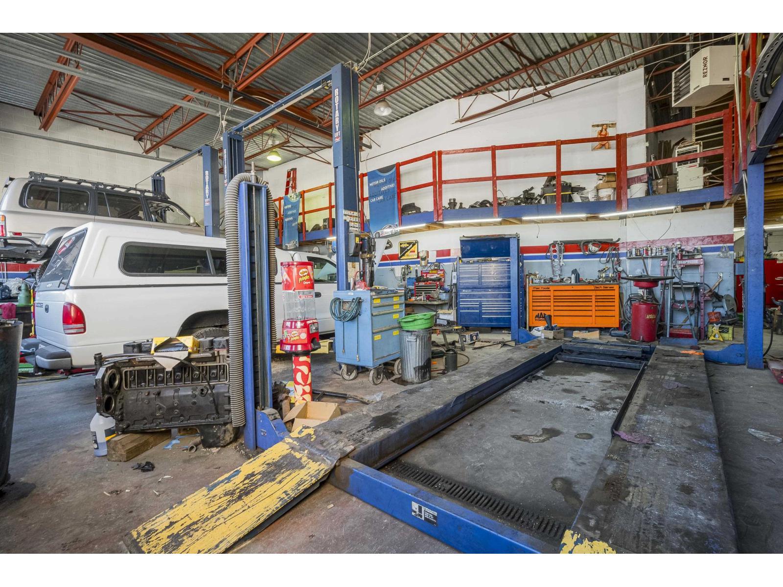 8815 Young Road|Chilliwack Proper South, Chilliwack, BC