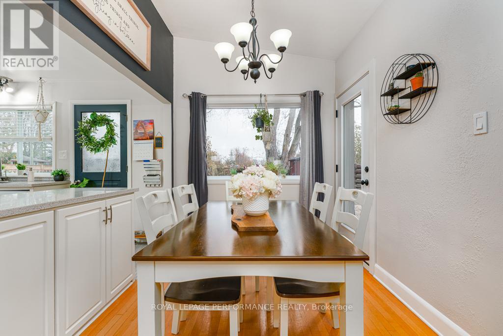 1402 Boyd Street, Cornwall, ON - Indoor Photo Showing Dining Room