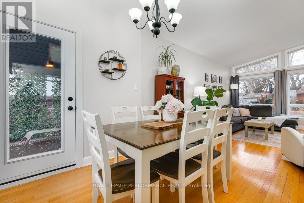 1402 Boyd Street, Cornwall, ON - Indoor Photo Showing Dining Room