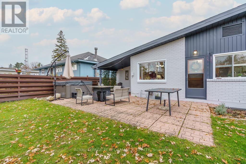 1402 Boyd Street, Cornwall, ON - Outdoor