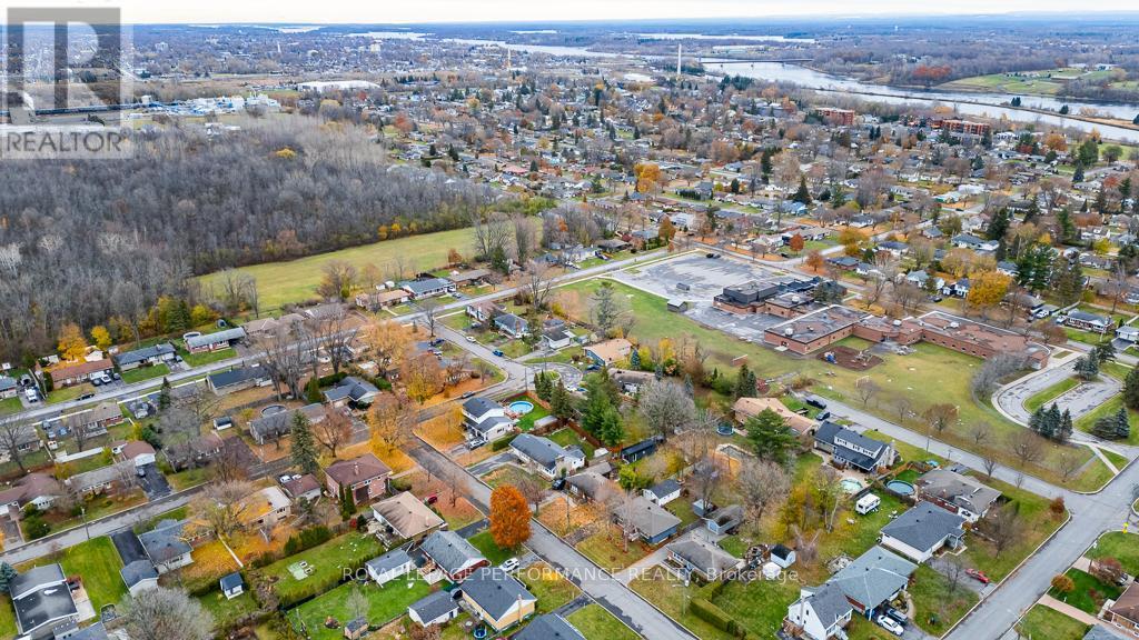 1402 Boyd Street, Cornwall, ON - Outdoor With View