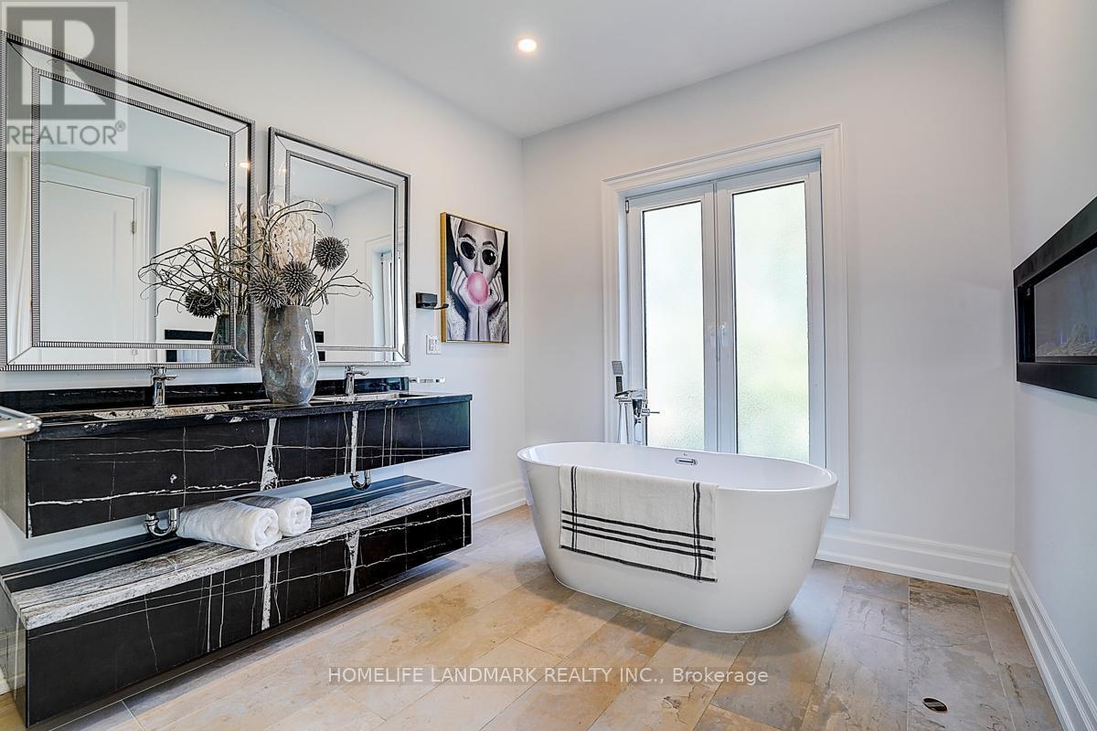 937 Goodwin Road, Mississauga, ON - Indoor