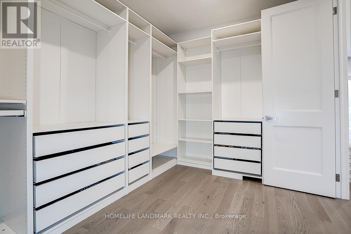 937 Goodwin Road, Mississauga, ON - Indoor With Storage