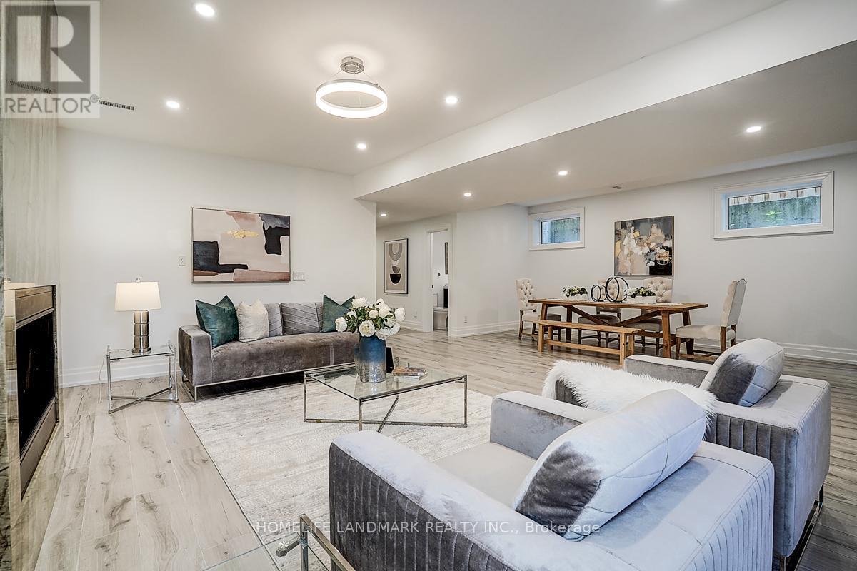 937 Goodwin Road, Mississauga, ON - Indoor