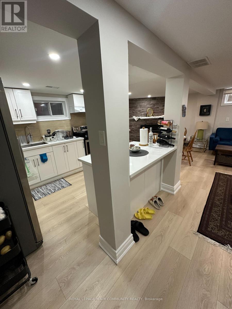 100 Richardson Dr Drive, Aurora, ON - Indoor